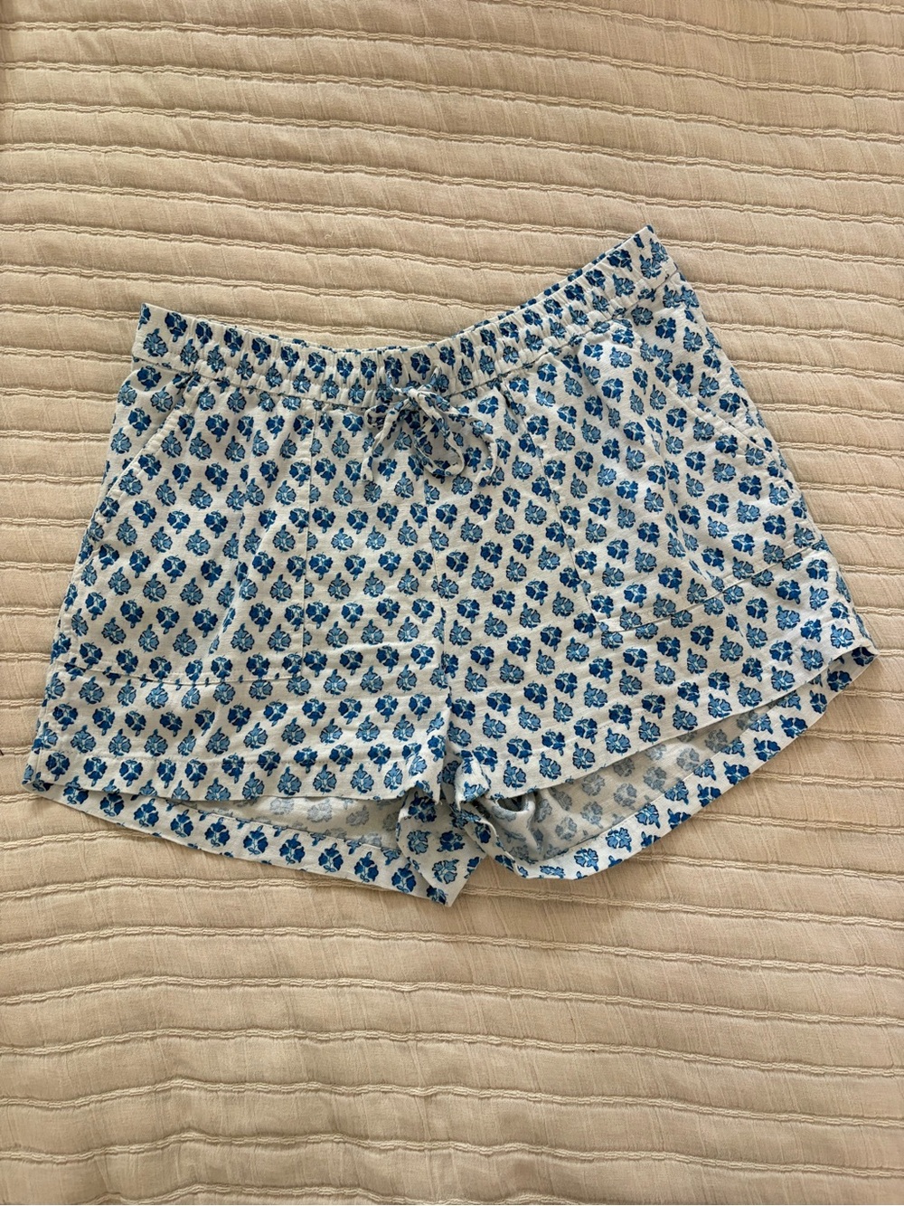 J. Crew Block-print Blue and White Linen Blend Shorts Women’s Size S